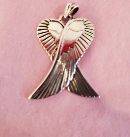 Distinctive by Design Silver Angel Wings Pendant