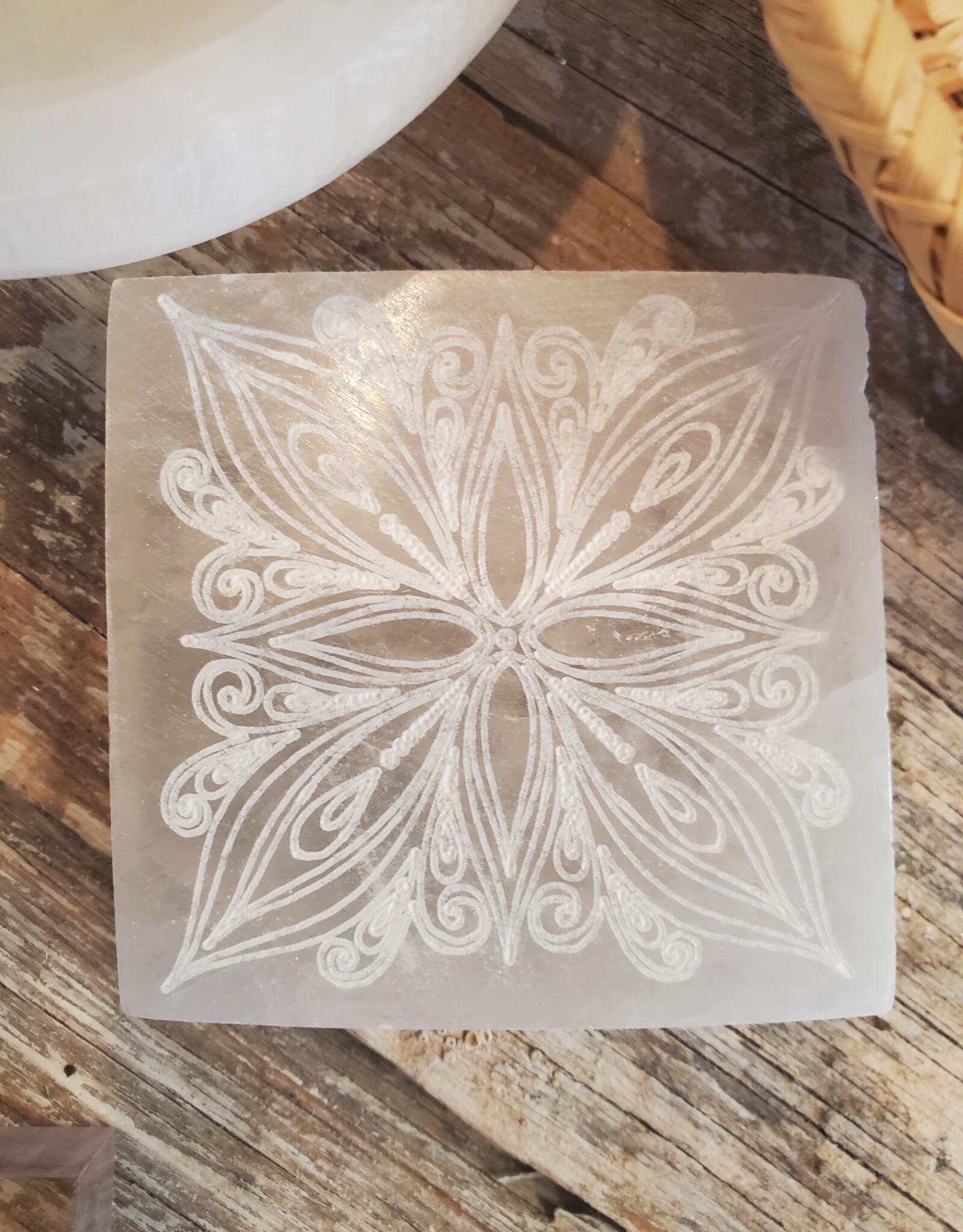 Selenite (Satin Spar) Charging Plate
