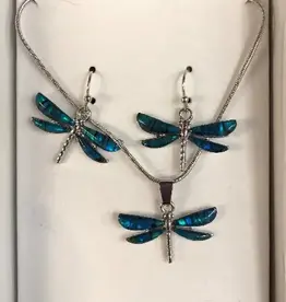 Distinctive by Design Paua Shell Dragonfly dangle Earrings & Necklace Set