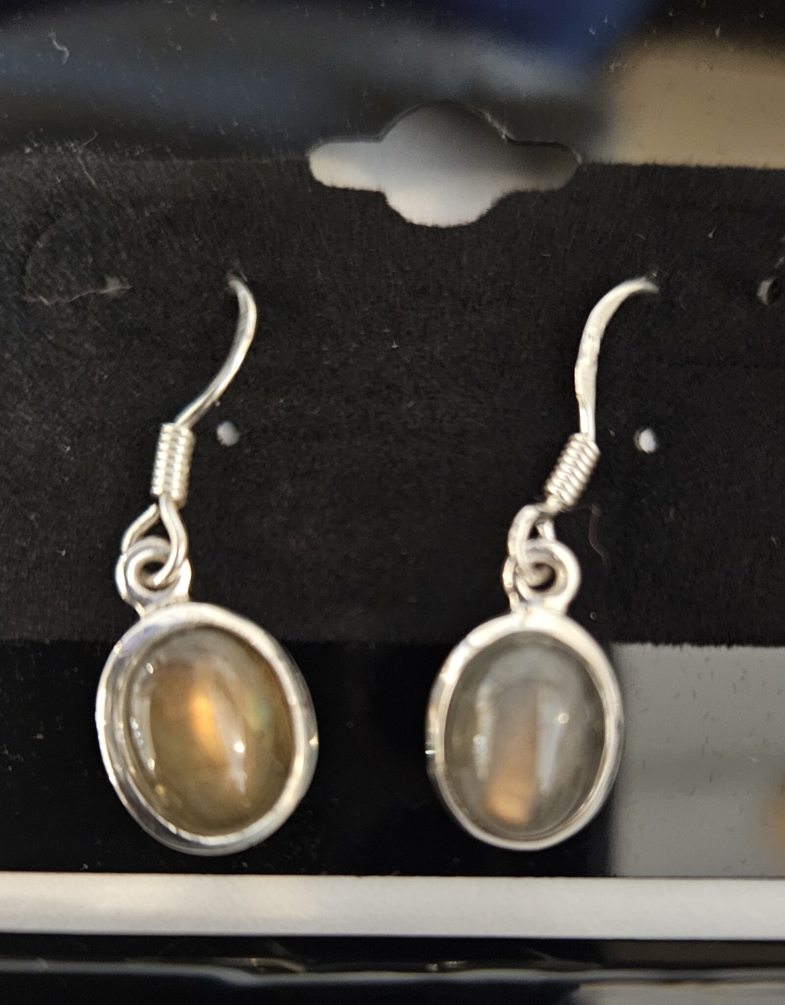 Labradorite Oval Sterling Silver Dangle Earrings sml