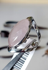 The Marquesa Rose Quartz Sterling Silver Ring Size 8