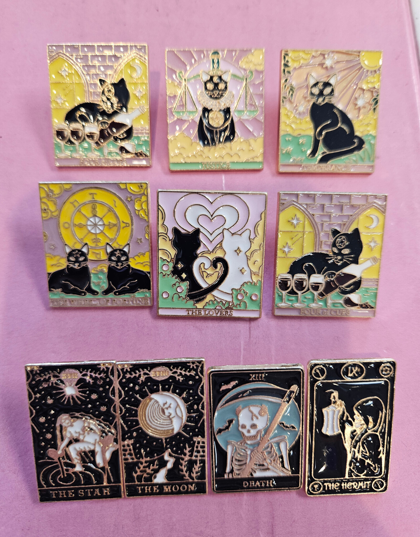 Tarot Card Pin - 1 Piece