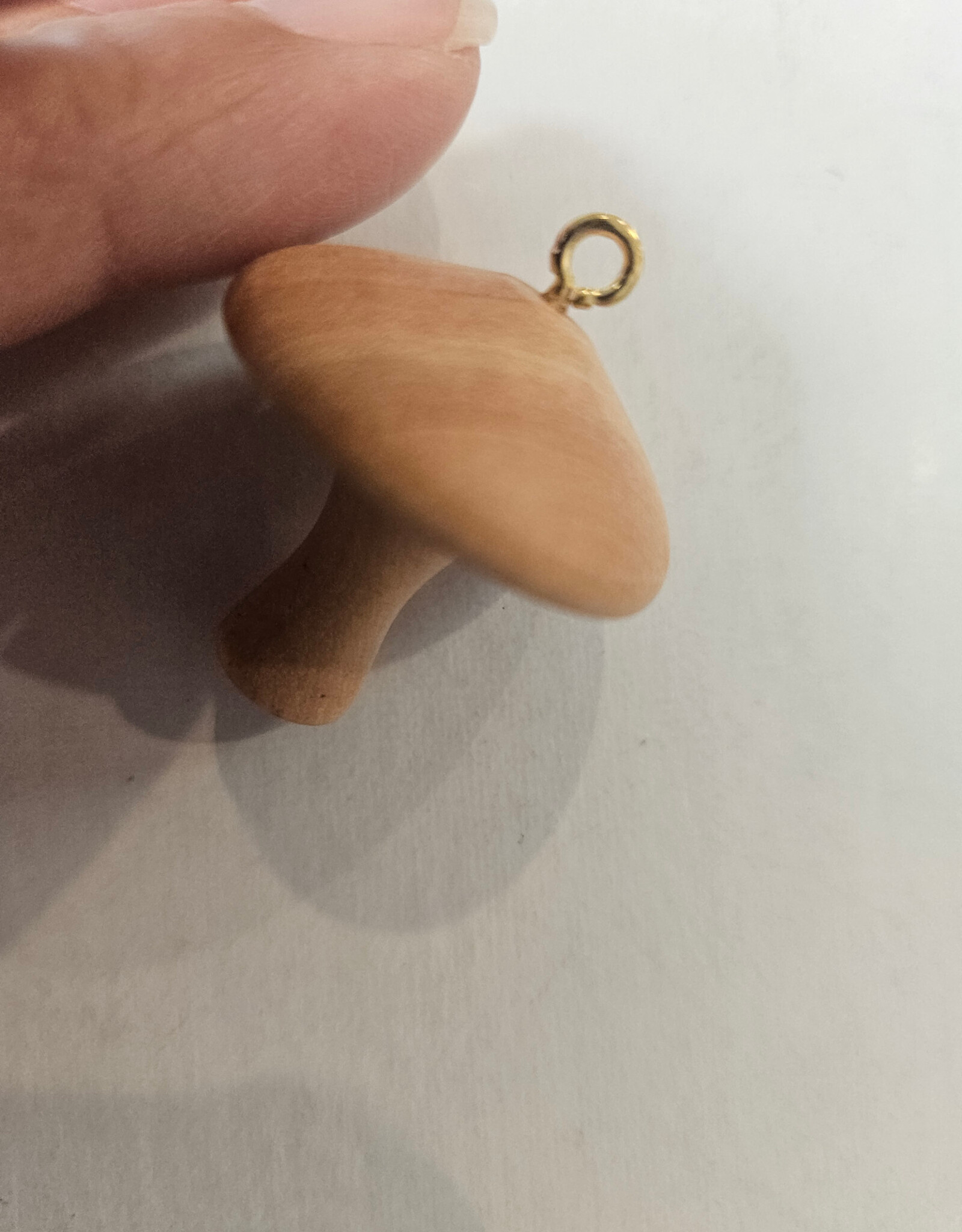 Bismuth - Consignment by local Travis Henry