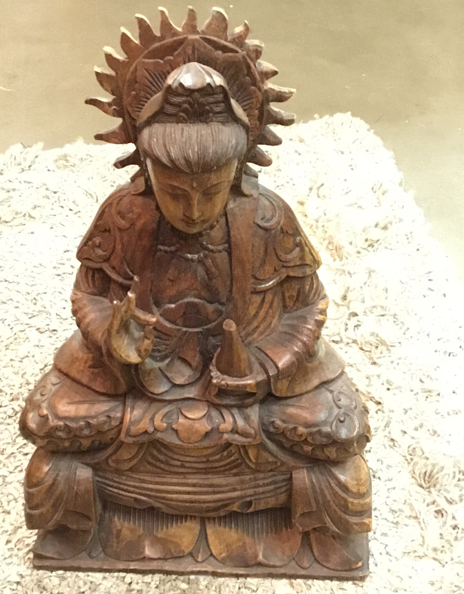 WOOD Sitting Quan Yin with vase on lotus