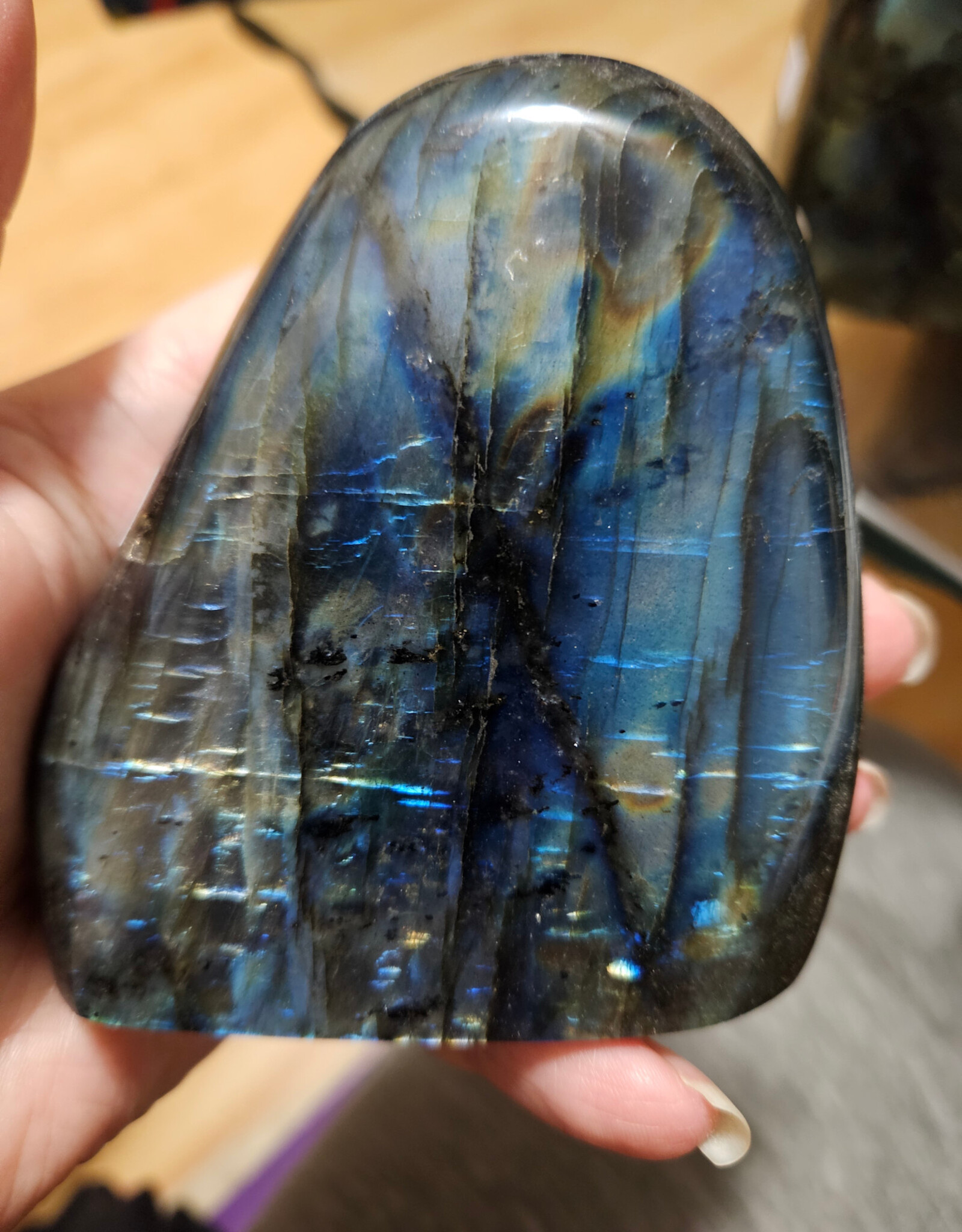 Labradorite All Sides Polished Stand Up
