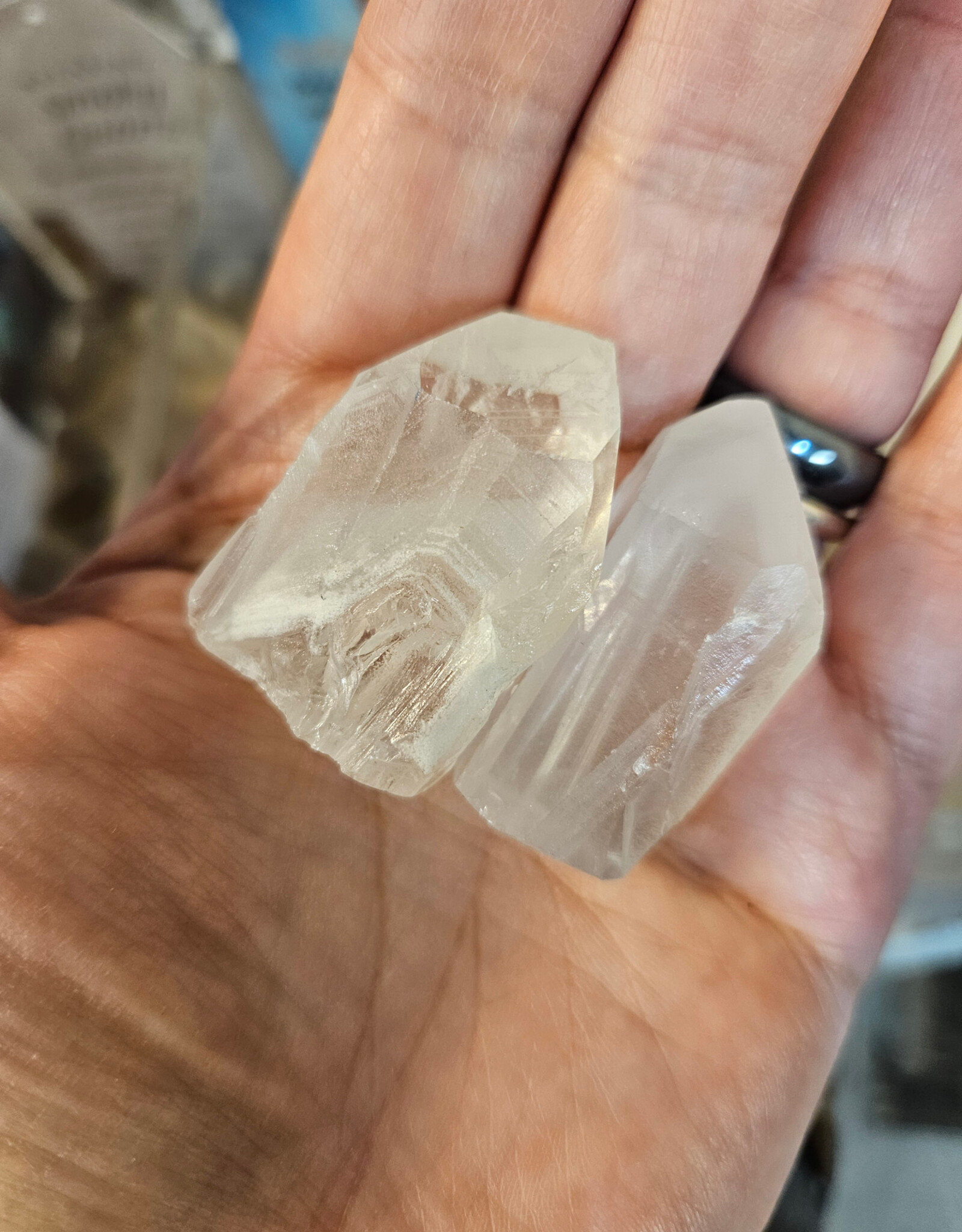 Small Quartz Points
