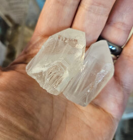 Small Quartz Points