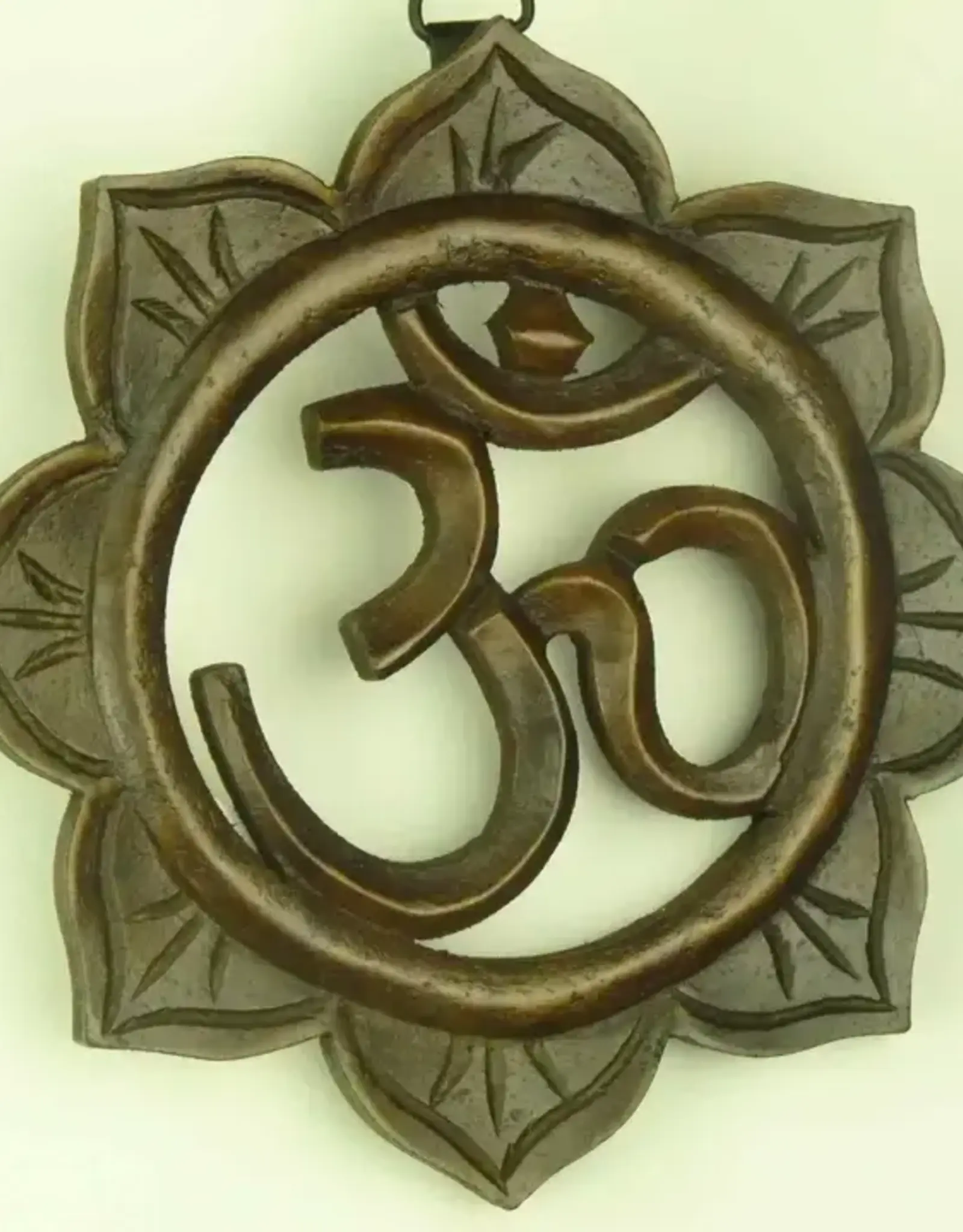 Zenn Small Plaque Om In Lotus