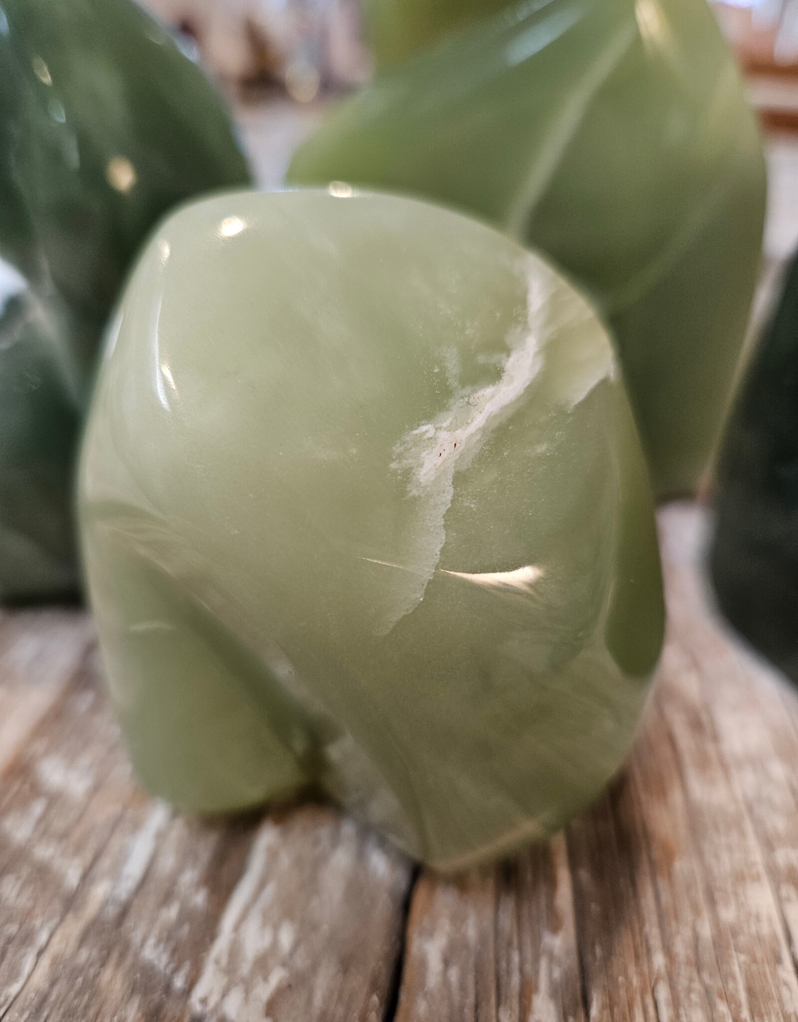 Jade  Nephrite Stand Up Polished High Quality