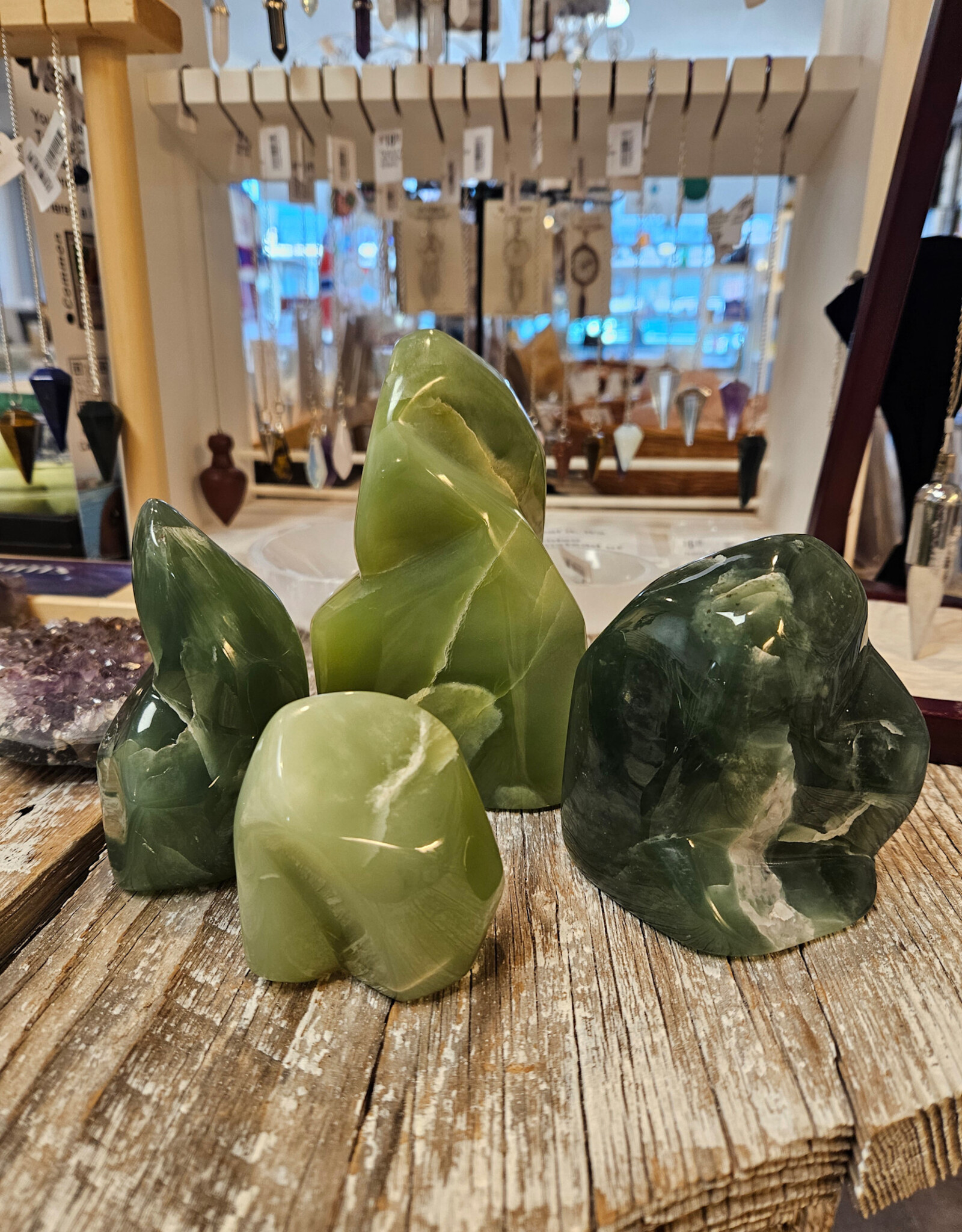 Jade  Nephrite Stand Up Polished High Quality