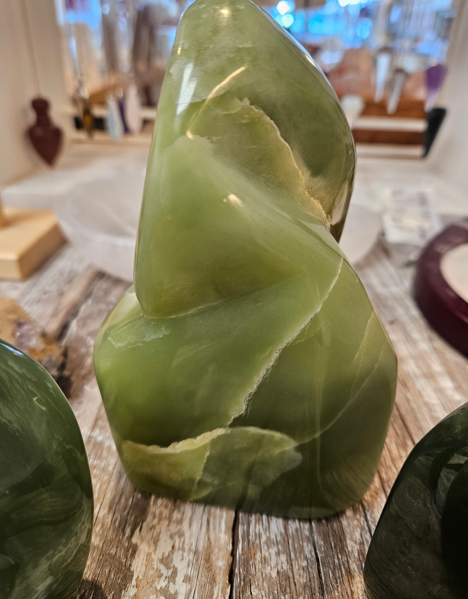 Jade  Nephrite Stand Up Polished High Quality