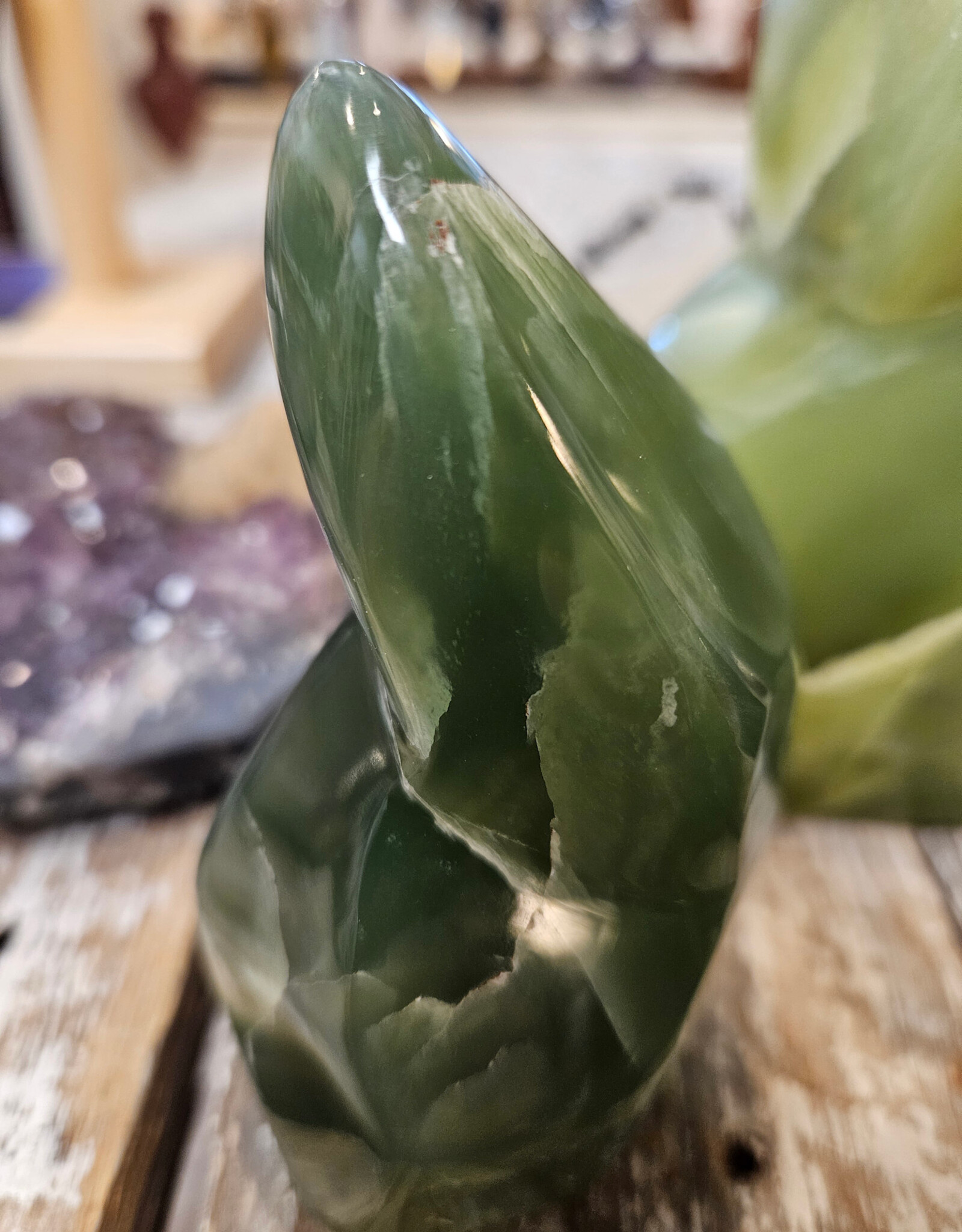 Jade  Nephrite Stand Up Polished High Quality