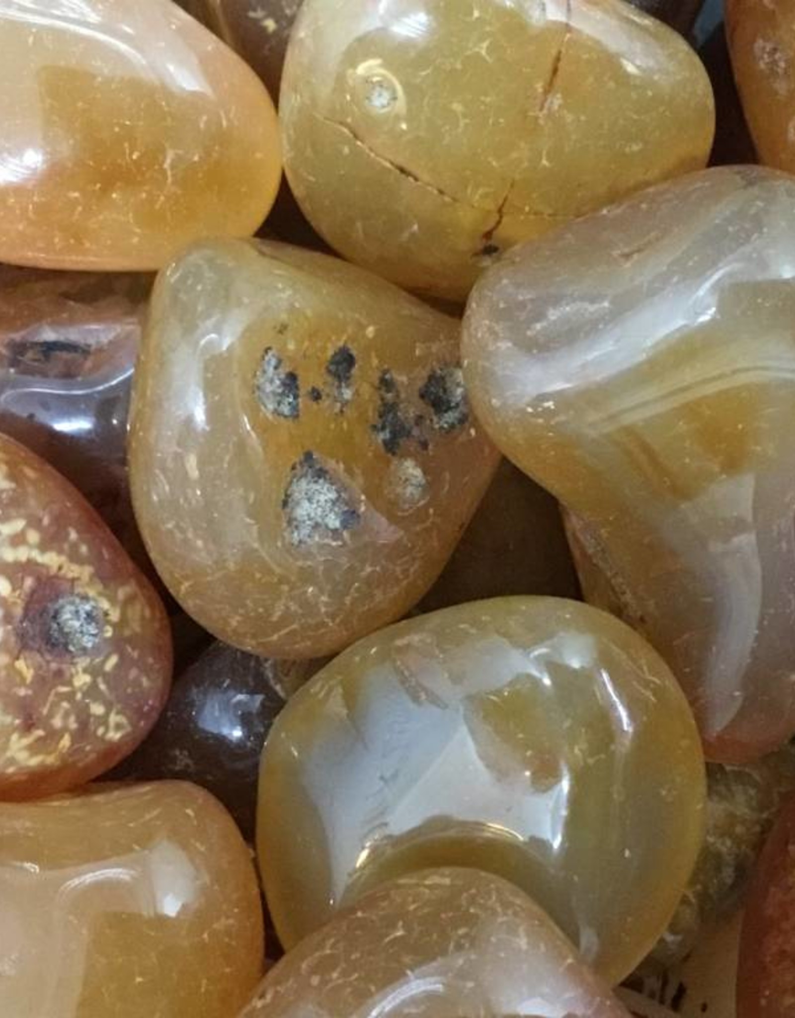 Carnelian Small Tumbled Stone