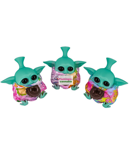 4" Groovy Grogu Silicone Bubbler