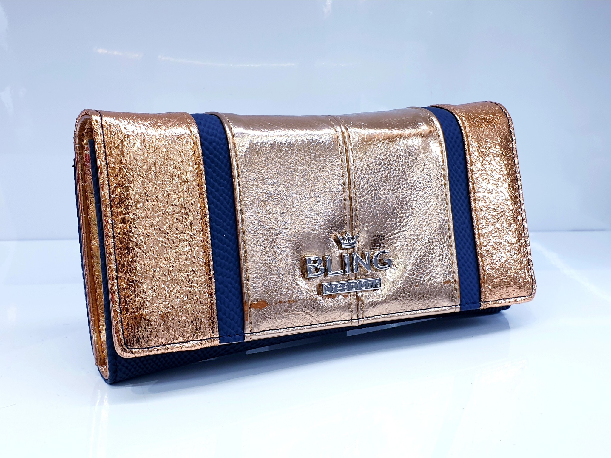 rosegoldwallet70230017.jpg