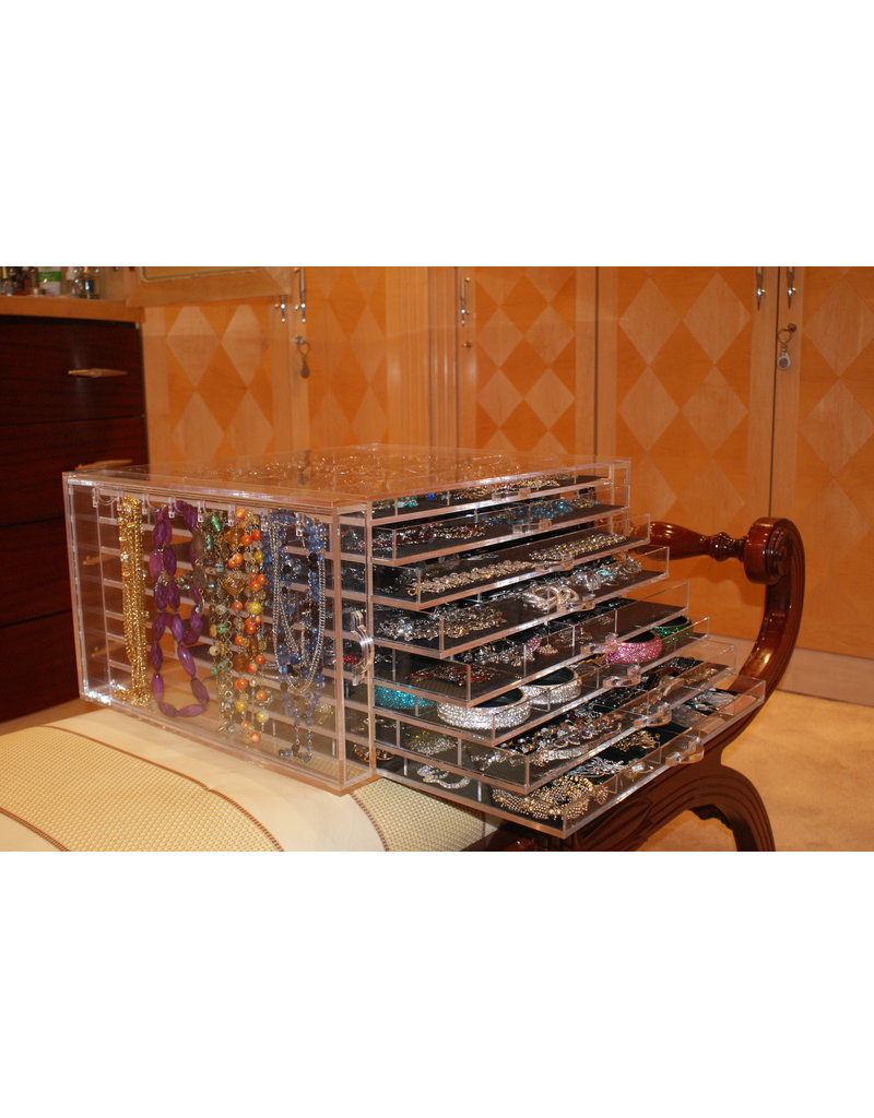 ULT0001 - Ultimate Acryllic Jewellery Organiser