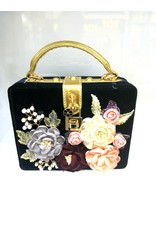 40241326 - Black Box Floral Clutch Bag