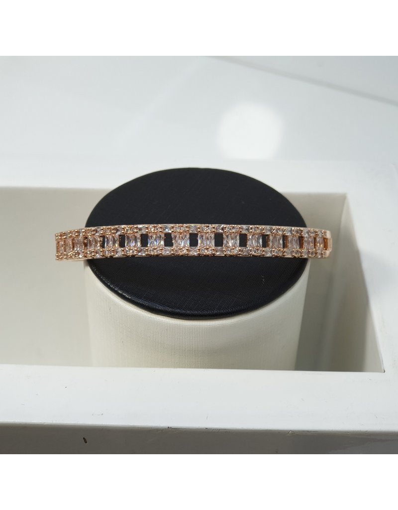 C67 - Rose Gold Bangle