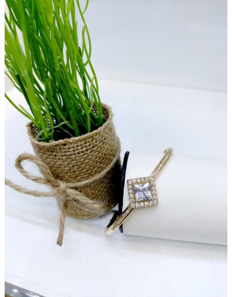 BBF0053-Gold Bangle