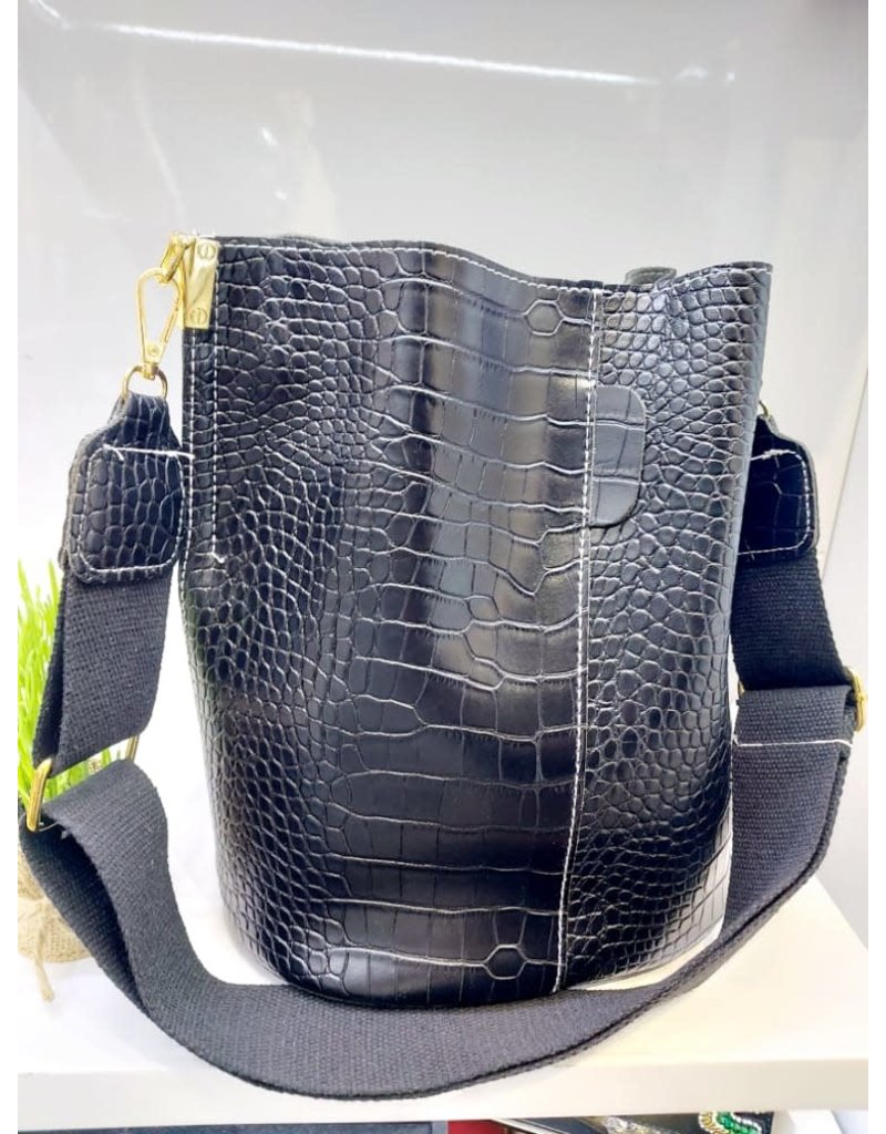 HBA0008 -  Black Handbag