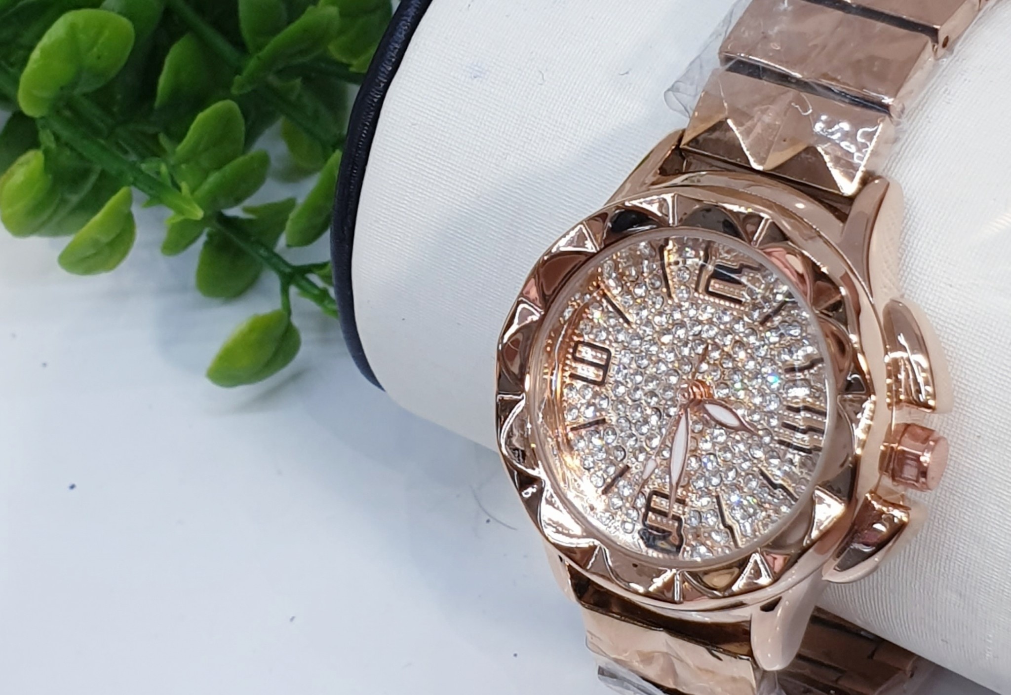 Mini rose store gold watch