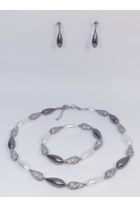 BSF0012 - Silver, Teardrop, Pearl Ball Bracelet Set