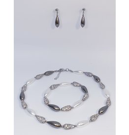 BSF0012 - Silver, Teardrop, Pearl Ball Bracelet Set