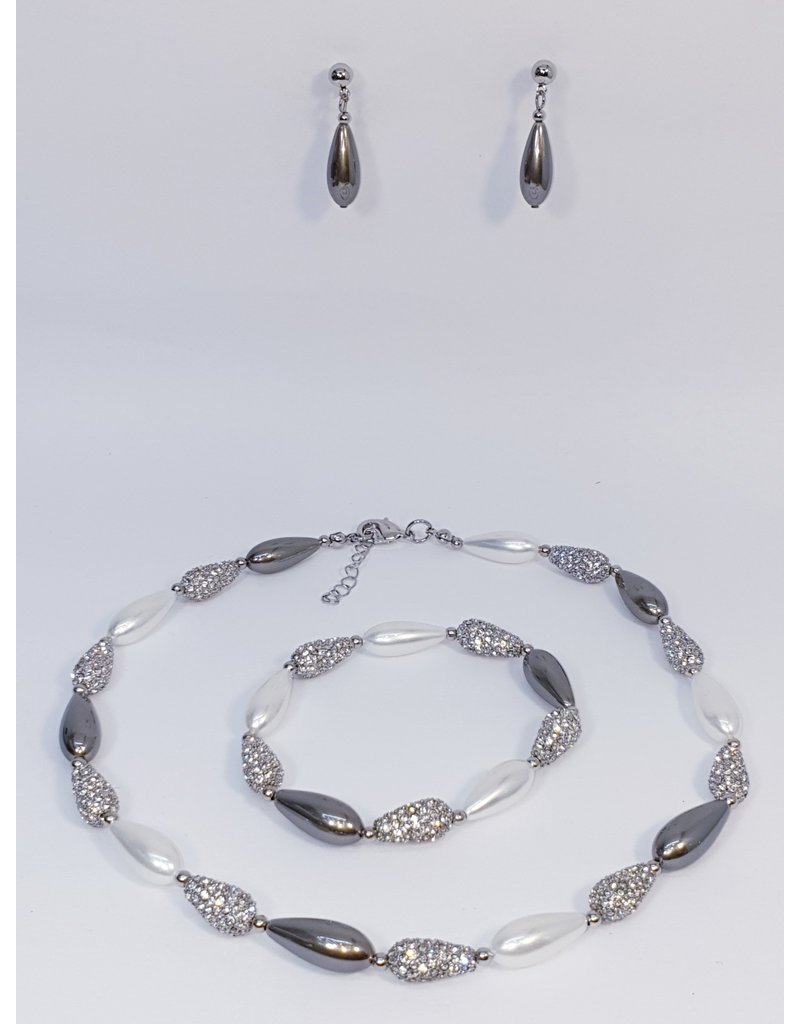 BSF0012 - Silver, Teardrop, Pearl Ball Bracelet Set