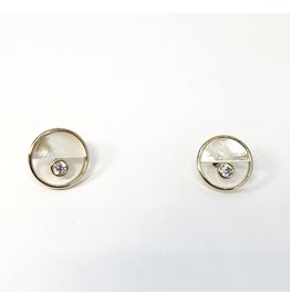 ERH0379 - Gold Mother Of Pearl  Earring