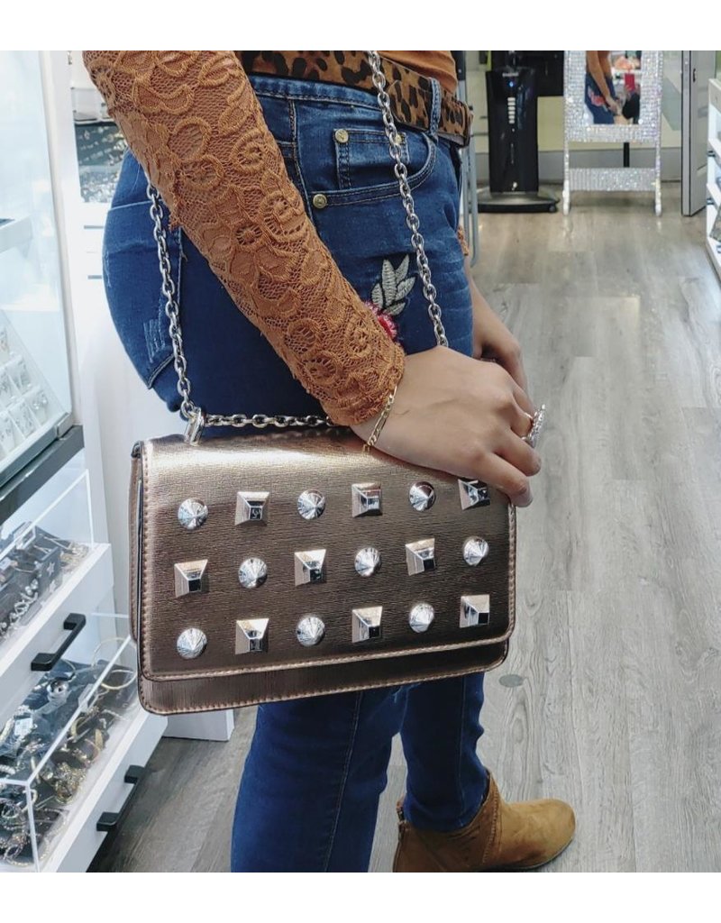 20260014 -Rose Gold Studded  Clutch