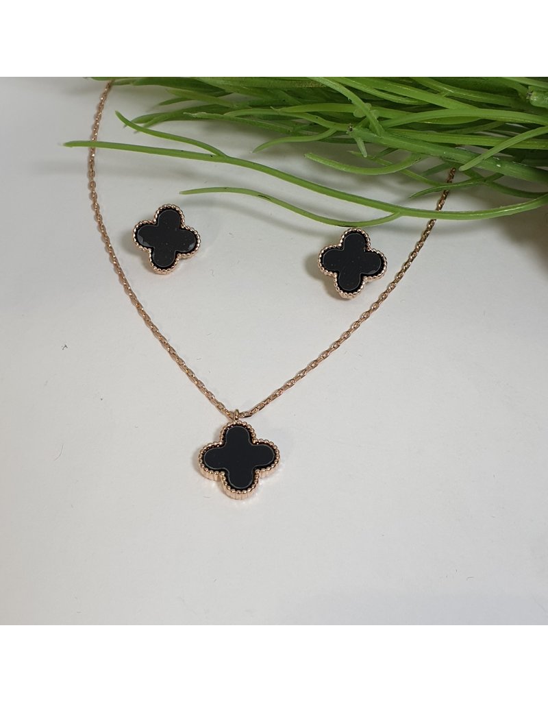 CSC0005 - Rose Gold, 3 Black Flowers 