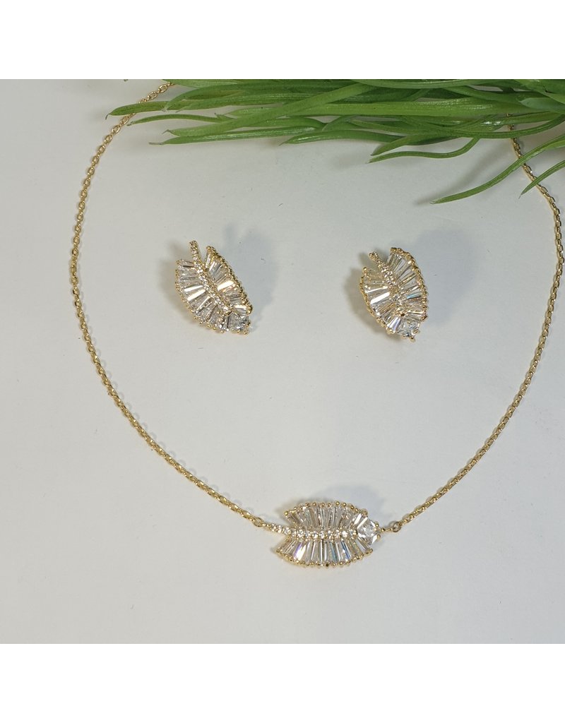 CSC0008 - Gold, Leaf Necklace Set