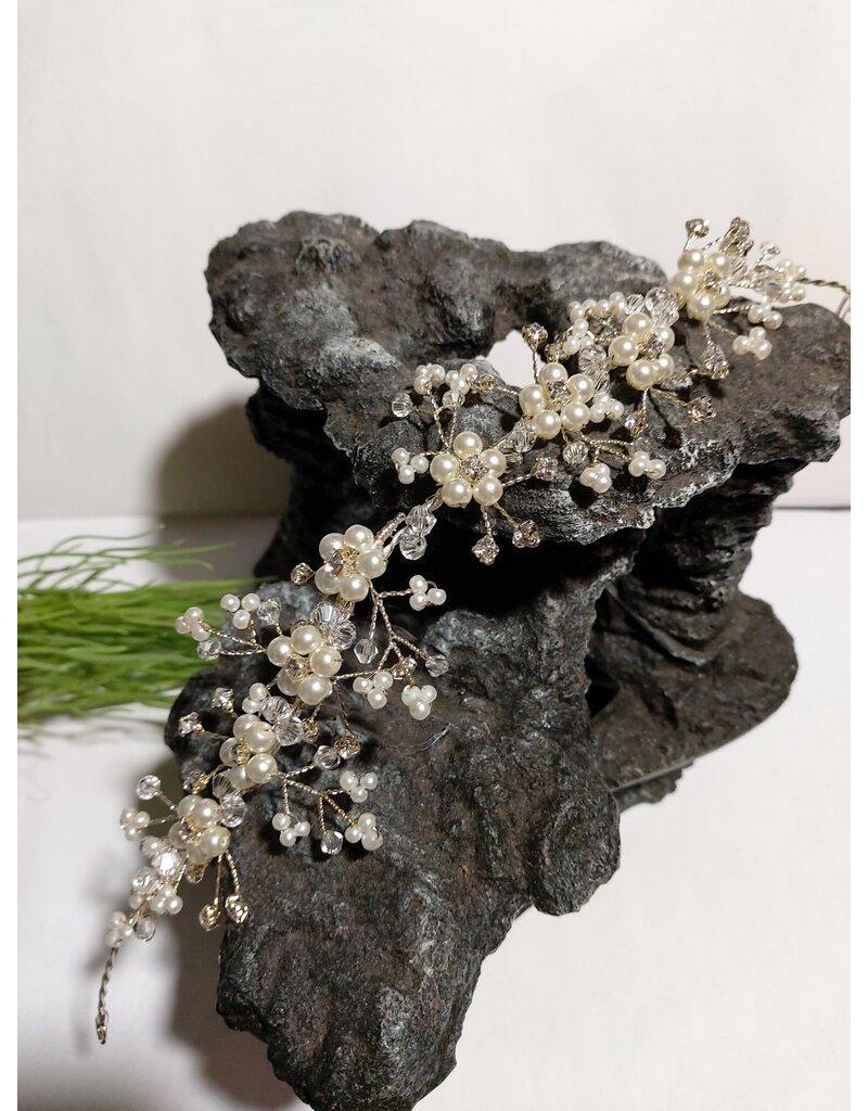 HPD0028 - 50312290  SILVER PEARL HAIR PIECE