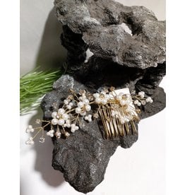 HPD0038 - 50313056  GOLD PEARL COMB