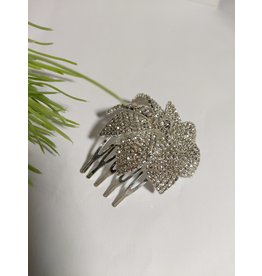 HPD0043 -50313076   SILVER FLOWER COMB