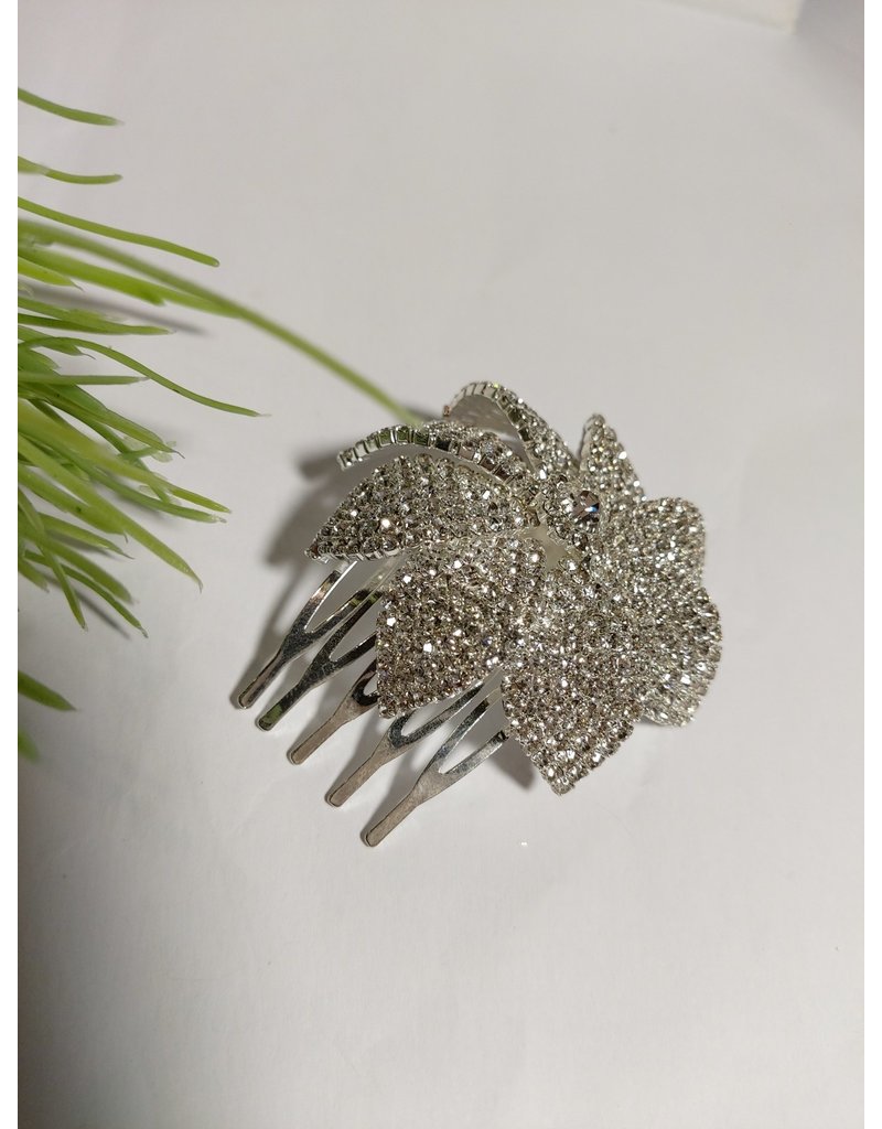 HPD0043 -50313076   SILVER FLOWER COMB