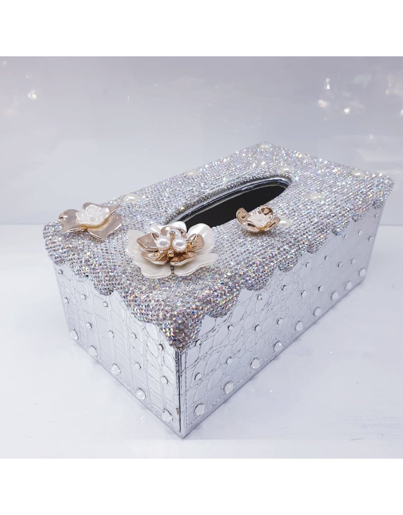 HRF0056 - Tissue Box with pearl, flowers