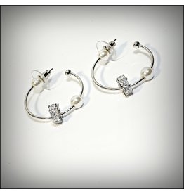ERH0238 - silver hoops /pearls