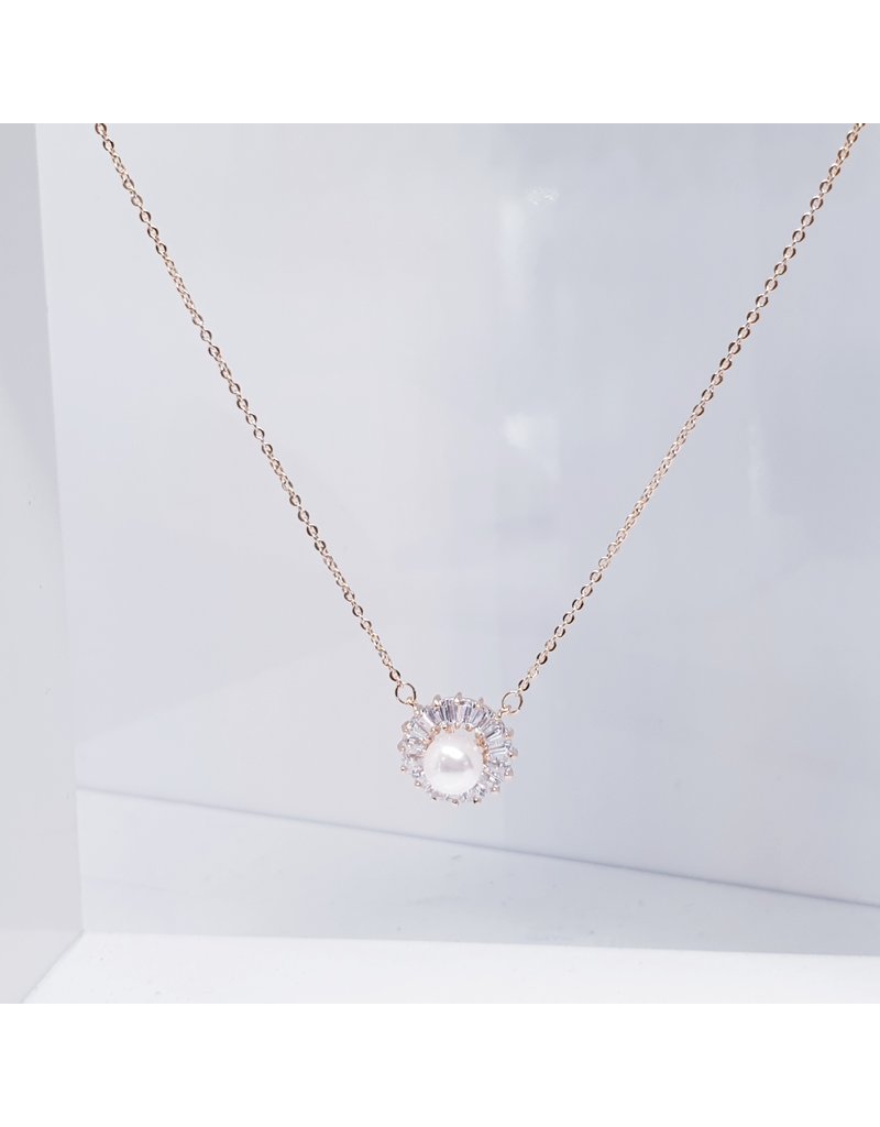 SCE0060 -Rose Gold, Pearl Pendant Short Necklace