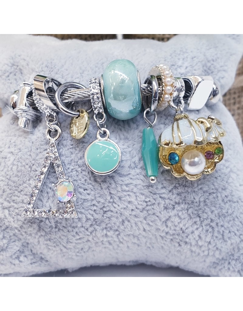 BAF0071 - Teal, White, Gold, Triangle, Pearl Oyster Charm Bracelet