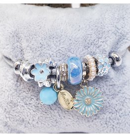BAF0072 - Baby Blue, Teal, Flower Charm Bracelet