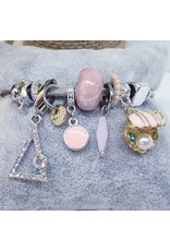BAF0106 - Pink, Triangle, Pearl Oyster Charm Bracelet