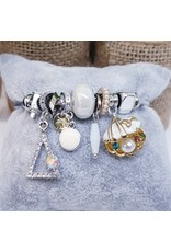 BAF0146 - White, Triangle, Pearl Oyster Charm Bracelet