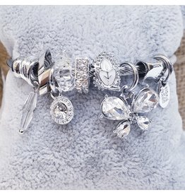 BAF0149 - Clear, White, Circle, Bow Charm Bracelet