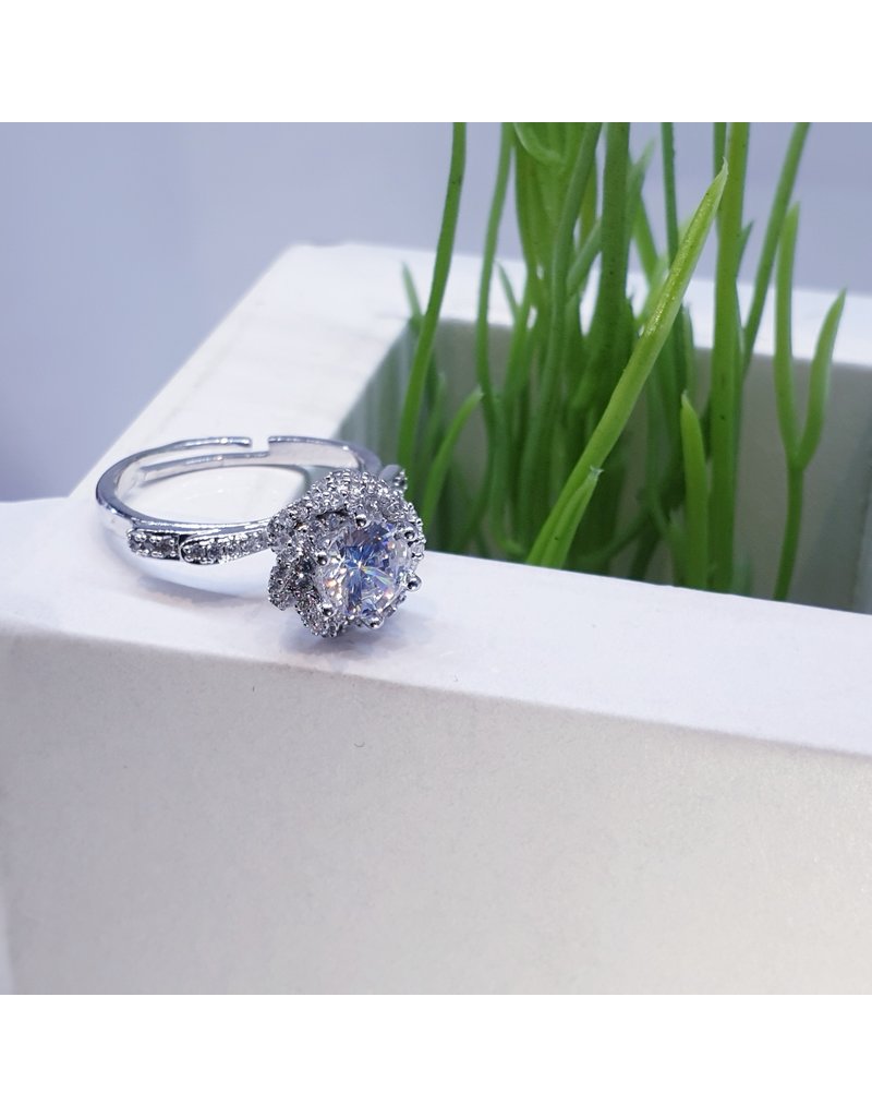 RGF0111-Silver, Diamond Simulant