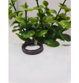 T0180054 - BLACK, PURPLE RING - SIZE 17