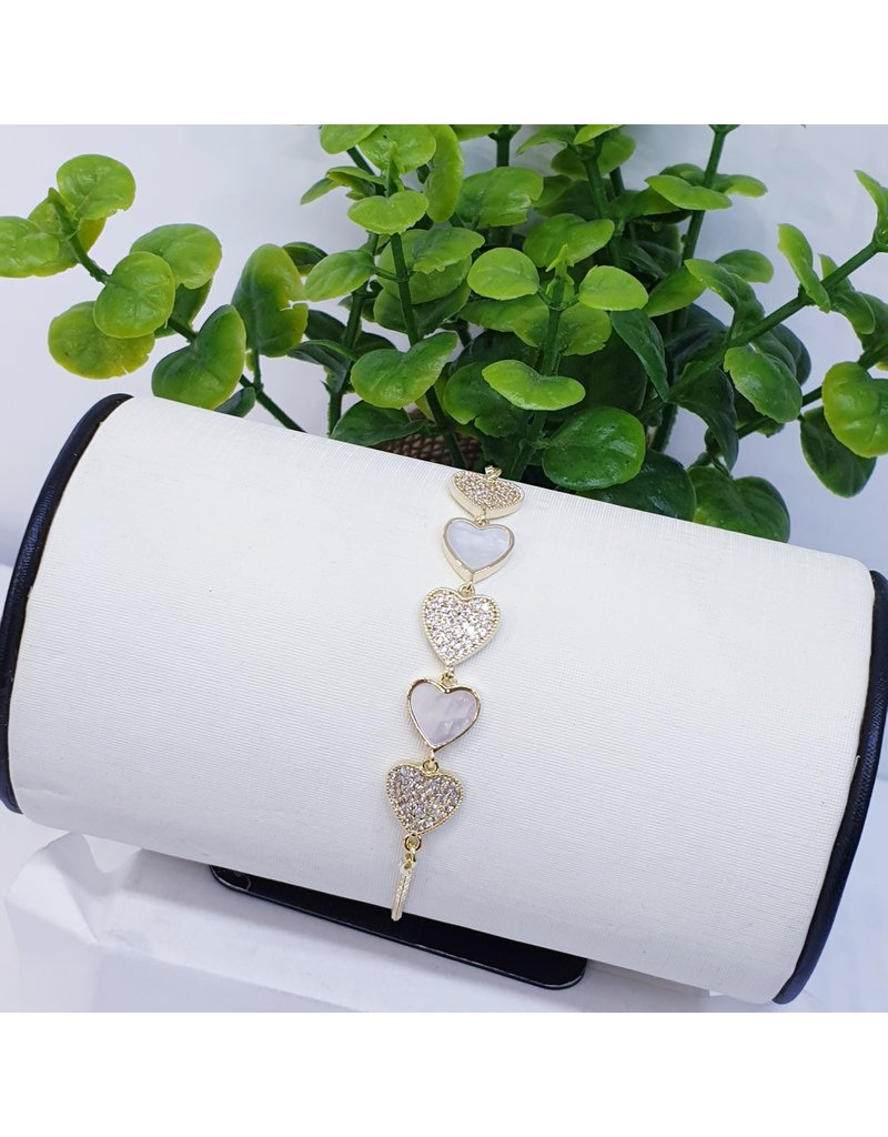 BJI0105 - Gold Heart  Adjustable Bracelet