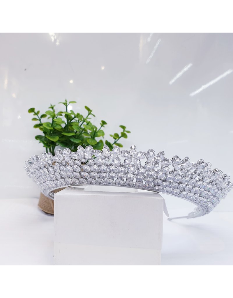 HPH0007 - Silver Tiara