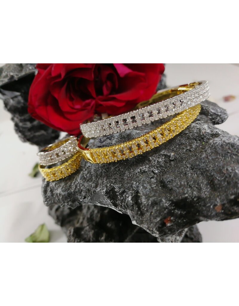 B15 -Gold and Silver Bracelet Set Barcode: AV930504
