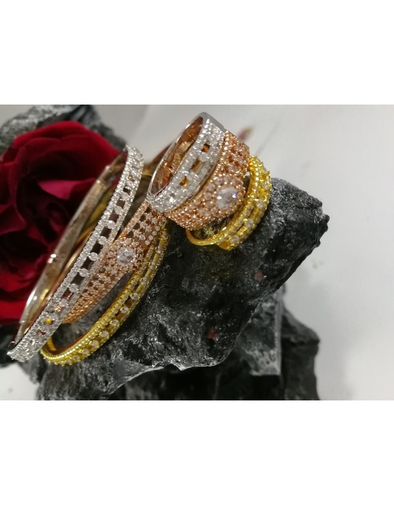 B25 -Rose Gold, Gold and Silver Bracelet Set Barcode: 12293000000000